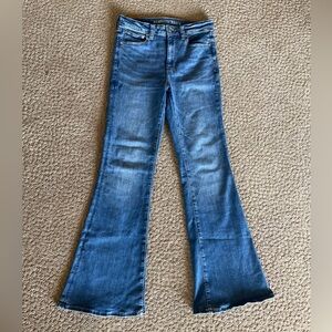 American Eagle high rise stretchy flare jeans